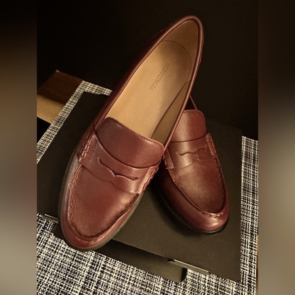 Superior Penny Loafer Seychelles Women NWOT
